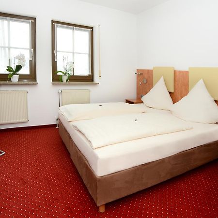 Hotel Jaegerhof Roth  Eksteriør bilde