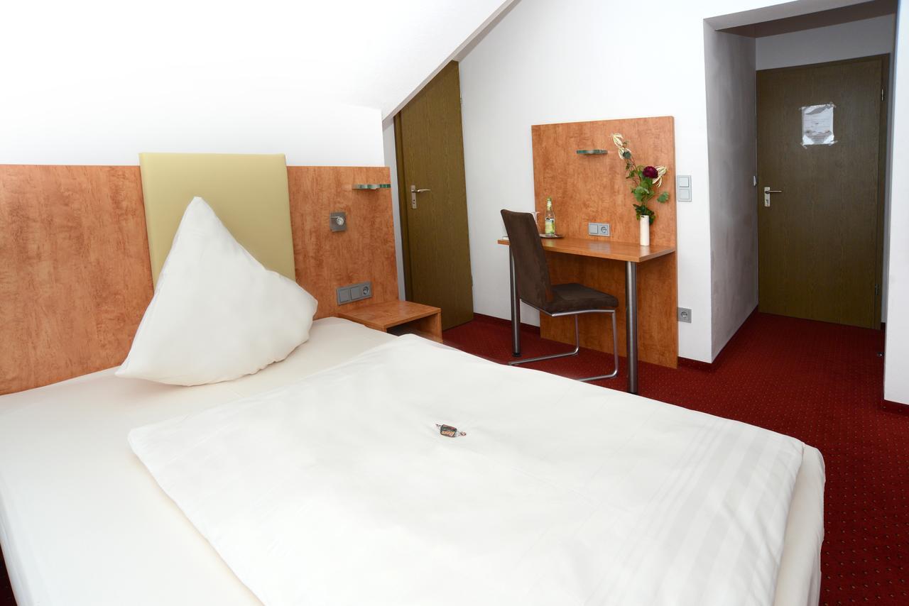 Hotel Jaegerhof Roth  Eksteriør bilde