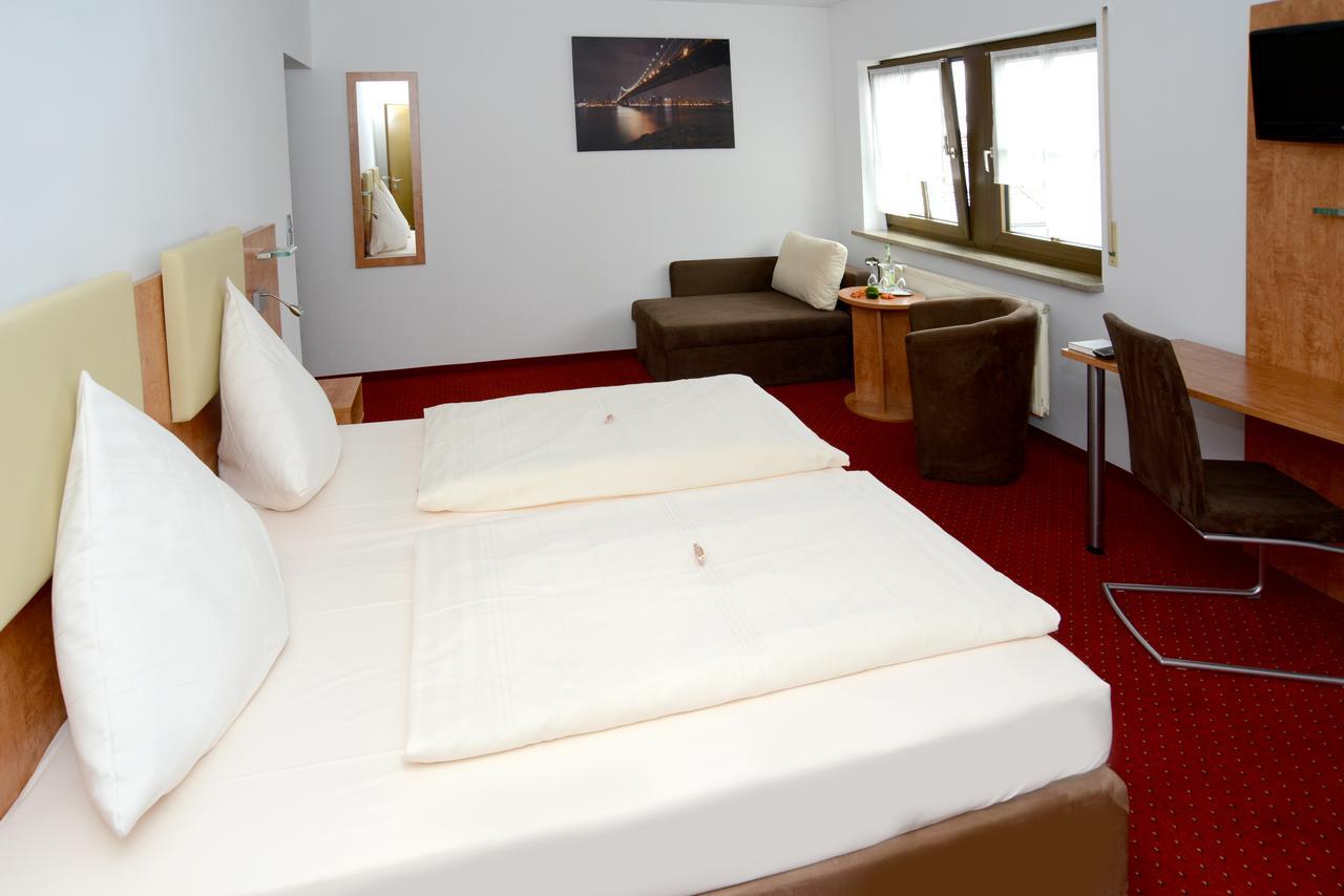 Hotel Jaegerhof Roth  Eksteriør bilde