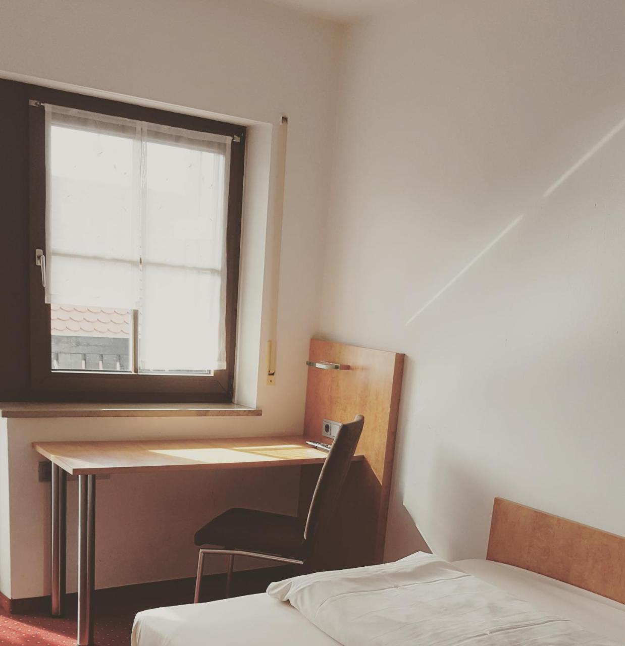 Hotel Jaegerhof Roth  Eksteriør bilde